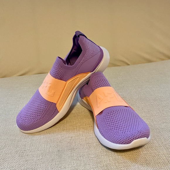 APL sneakers Women 7.5 like new (worn once) - Picture 2 of 6